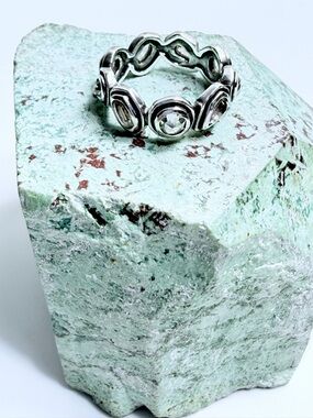 Silpada Vintage Sterling BRILLIANCE Cubic Zirconia Eternity Band/Ring